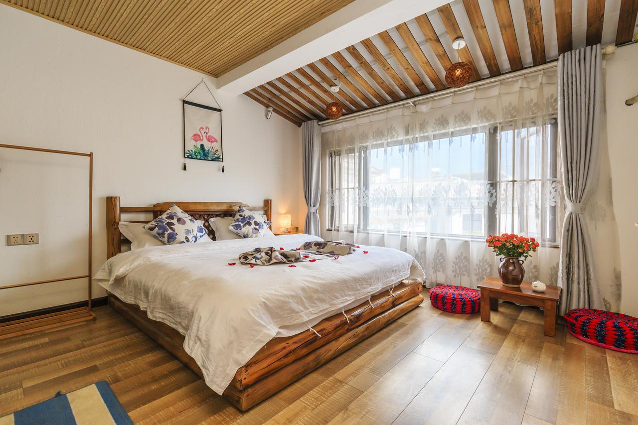 Summer Flowers Inn 大理市 エクステリア 写真