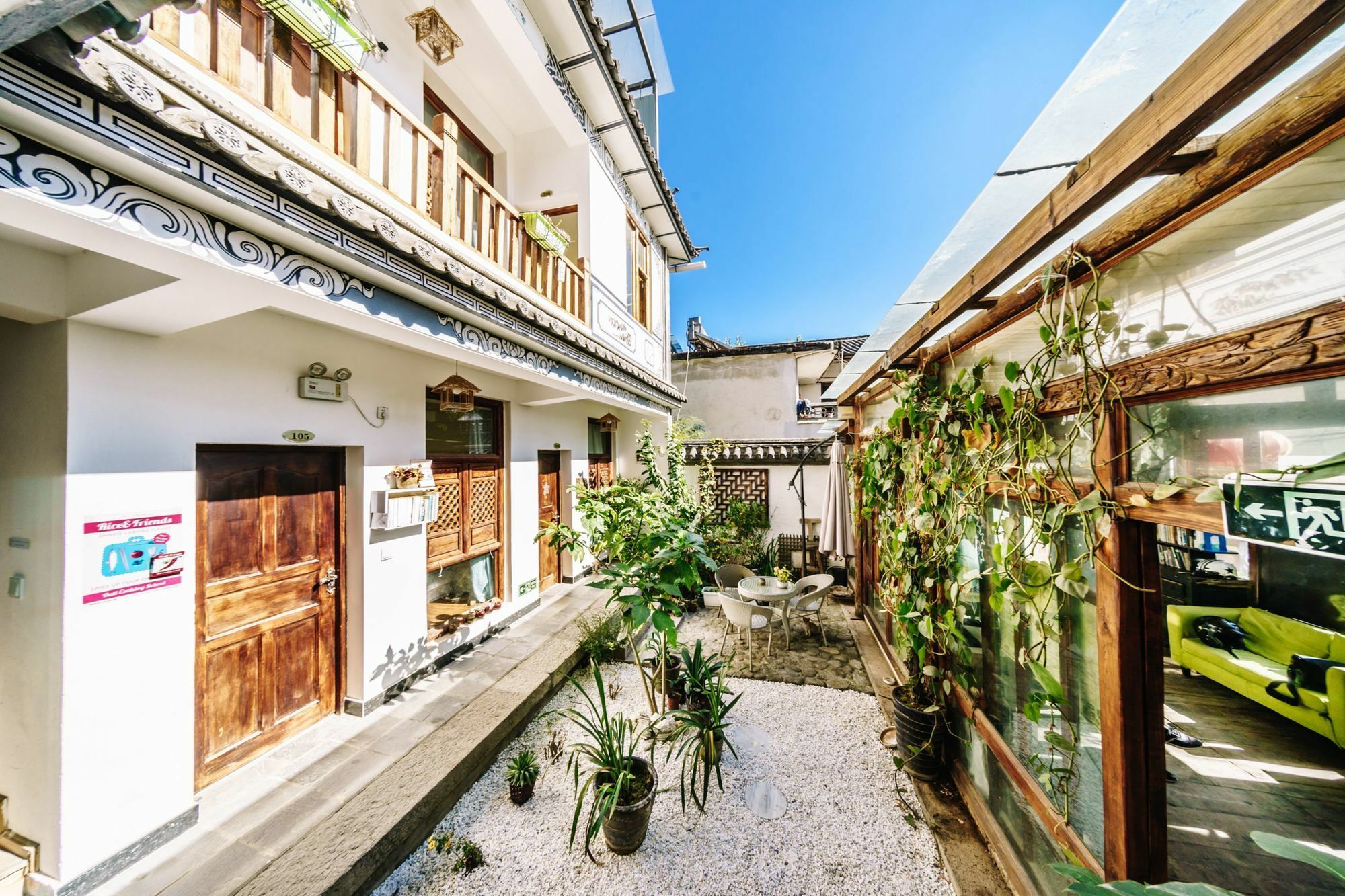 Summer Flowers Inn 大理市 エクステリア 写真
